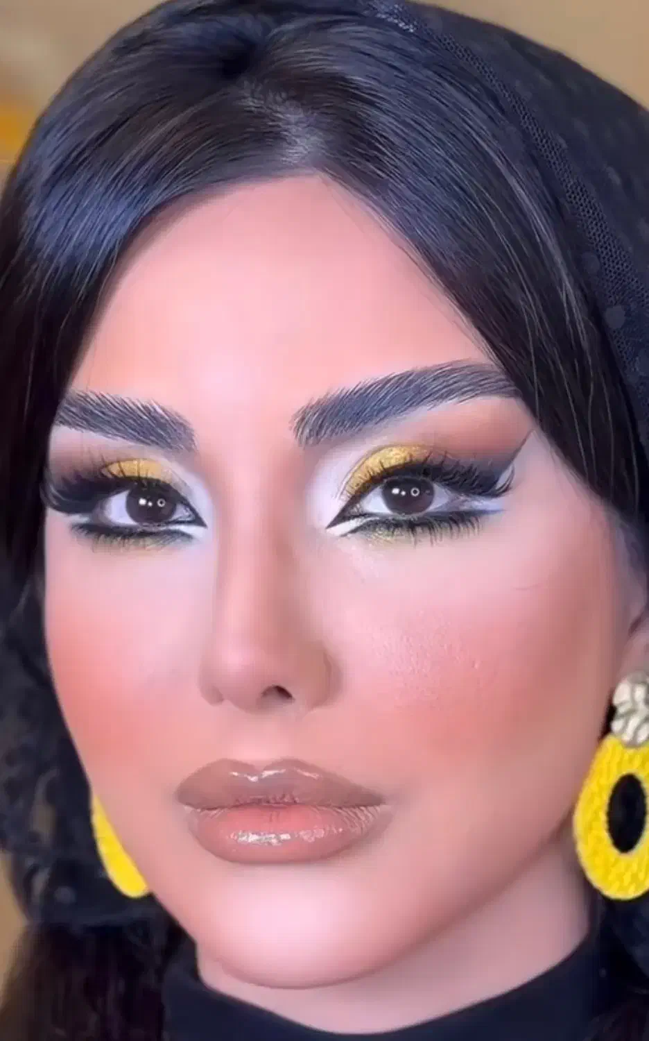 مدل میکاپ با تخفیف ویژه برای مشتریان|خدمات آرایشگری و زیبایی|سنندج, |دیوار