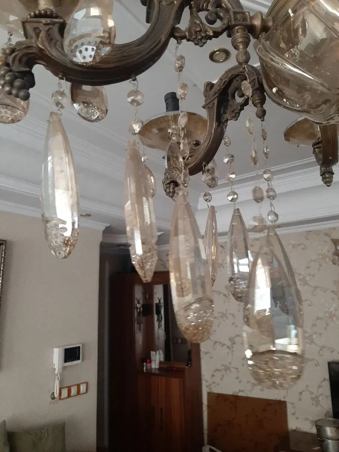 یک عدد لوستر و دو عدد دیوارکوب وارداتی|لوستر و چراغ آویز|اندیشه, اندیشه فاز ۱|دیوار
