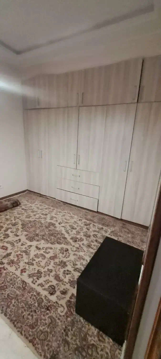 اندرزگو سلیمی شمالی 160متر سه خوابه دومستر