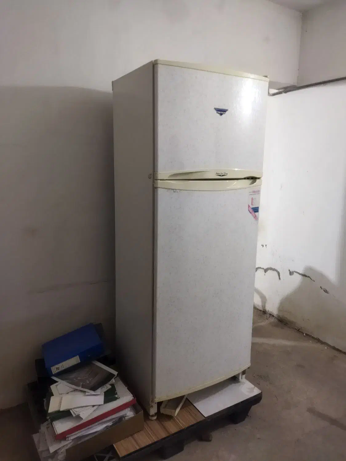 مصرف کننده تماس بگیرد|یخچال و فریزر|پرند, فاز ۵|دیوار