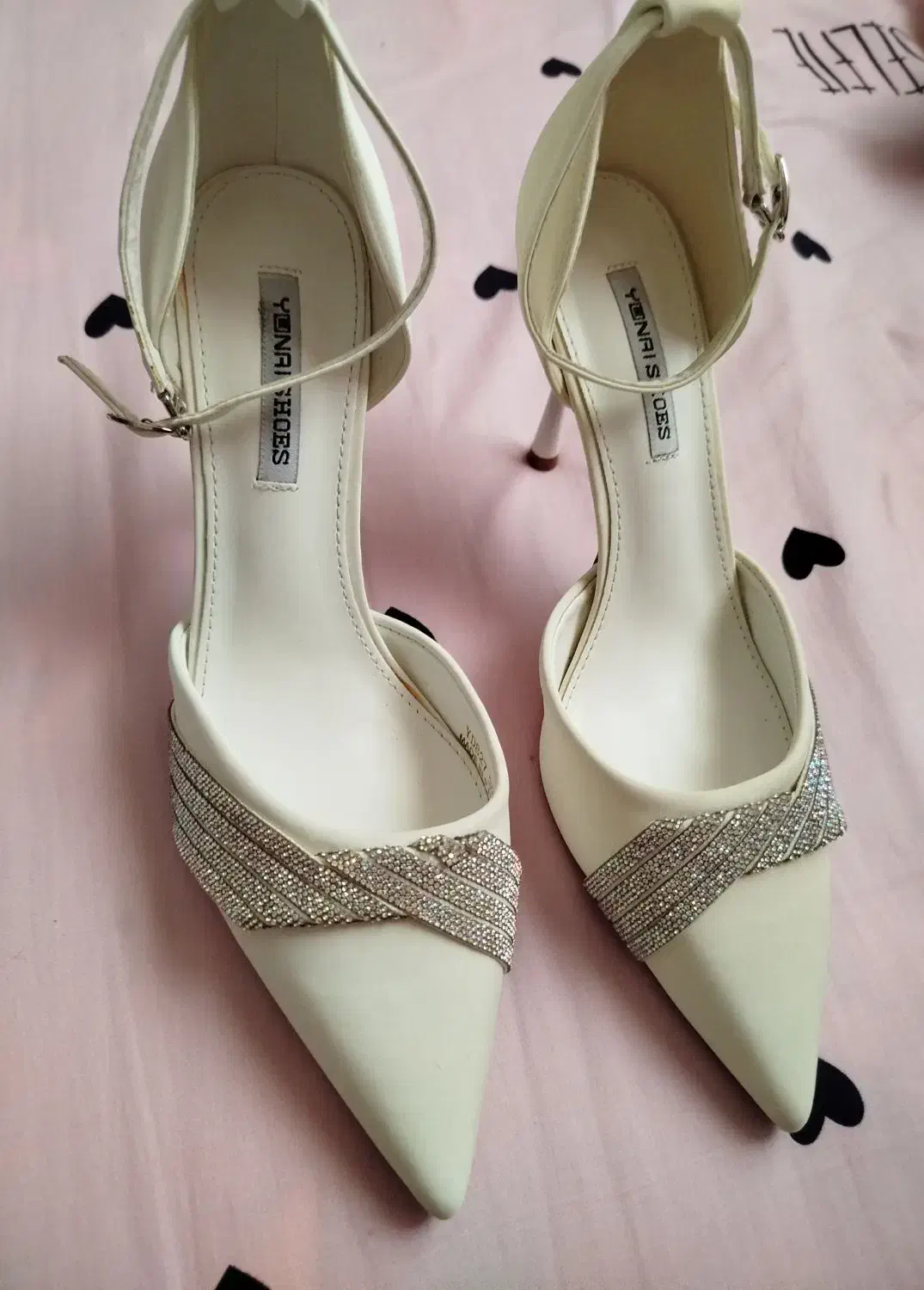 کفش مجلسی|کیف، کفش، کمربند|گنبد کاووس, |دیوار