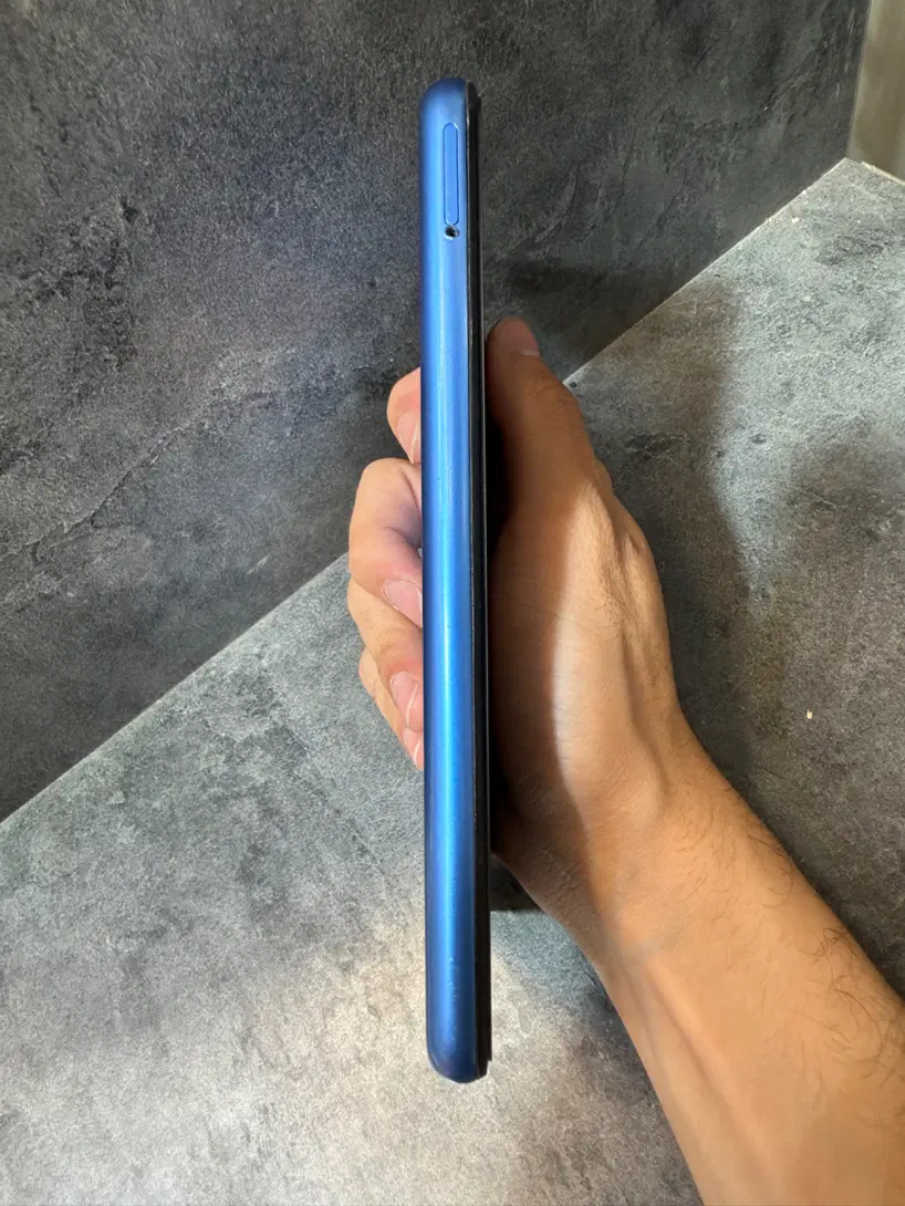 M12|موبایل|همدان, |دیوار