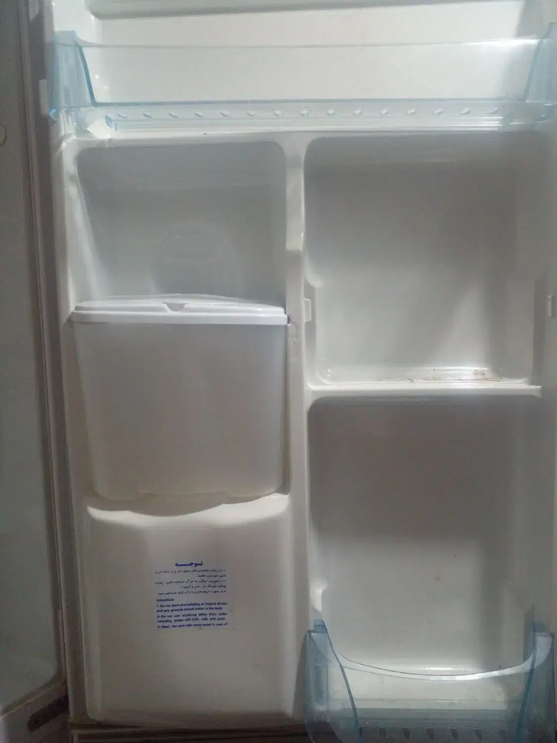 فروش یخچال سالم فقط گازش تموم شده|یخچال و فریزر|شهرکرد, |دیوار