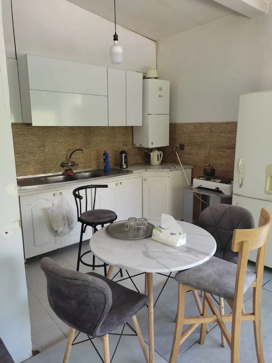 منزل مبله ویلایی لوکس ستارخان قدوسی|اجارهٔ کوتاهمدت ویلا و باغ|شیراز, تلخ داش|دیوار