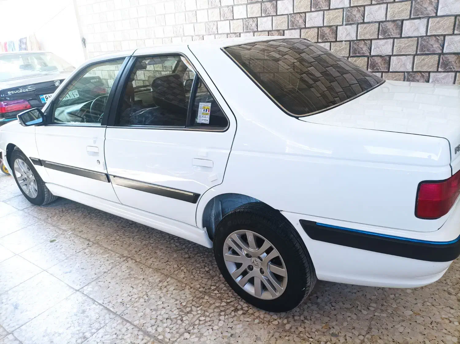 پارس نیمه سفارشی گازسیمی ۴۰۱|خودرو سواری و وانت|بندرعباس, |دیوار