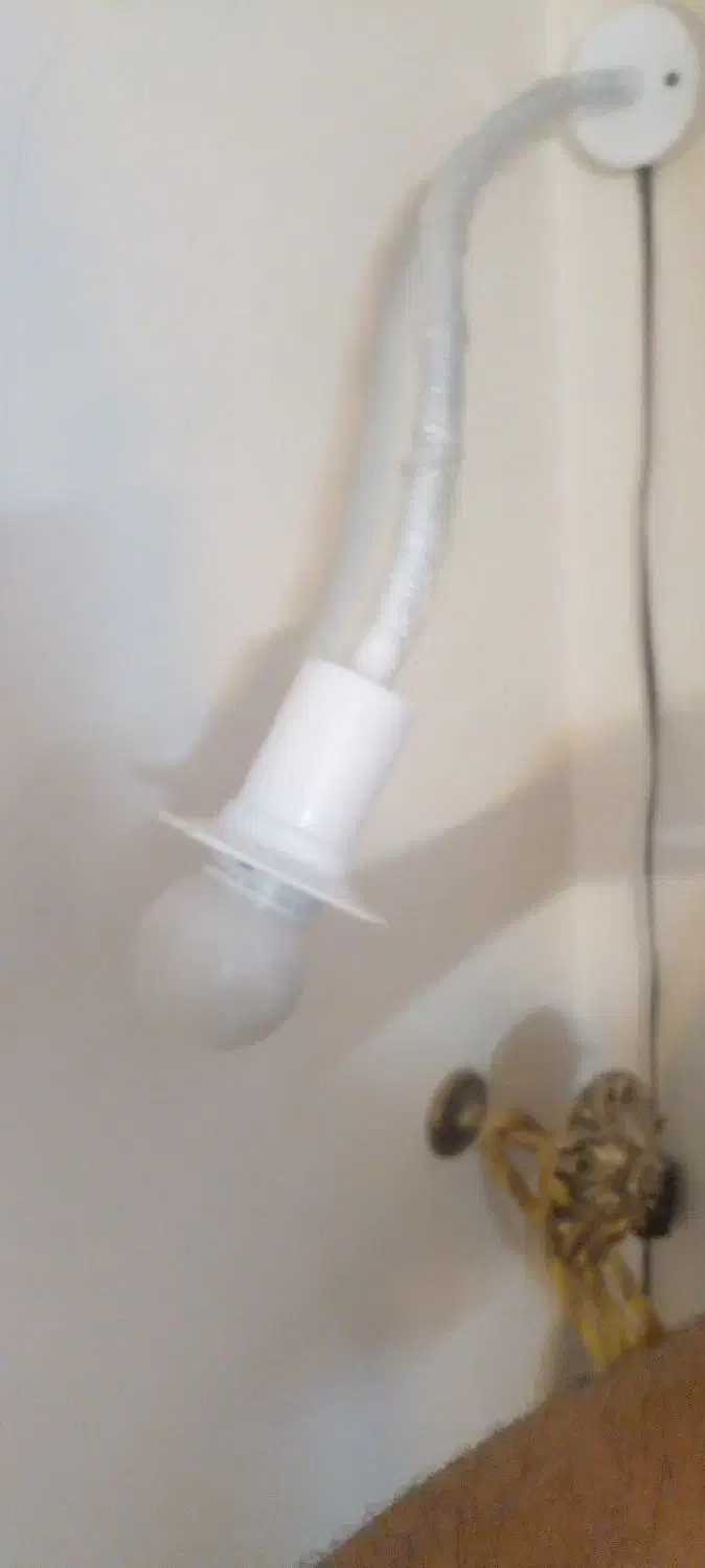 چراغ دیواری لامپ رشد گیاه|لامپ و چراغ|اسلامشهر, مسکن مهر اسلاشهر (شهرک امام خمینی)|دیوار