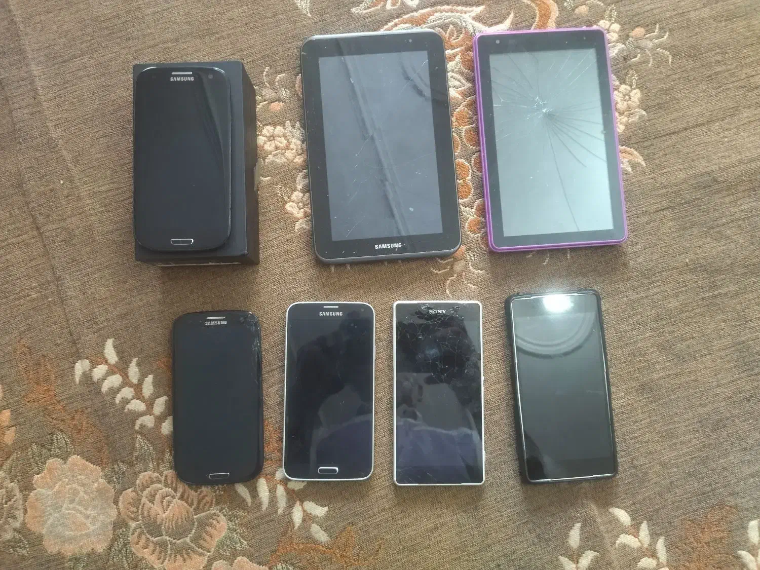 موبایل وماشین اصلاح|لوازم جانبی موبایل و تبلت|قم, شهر قائم|دیوار