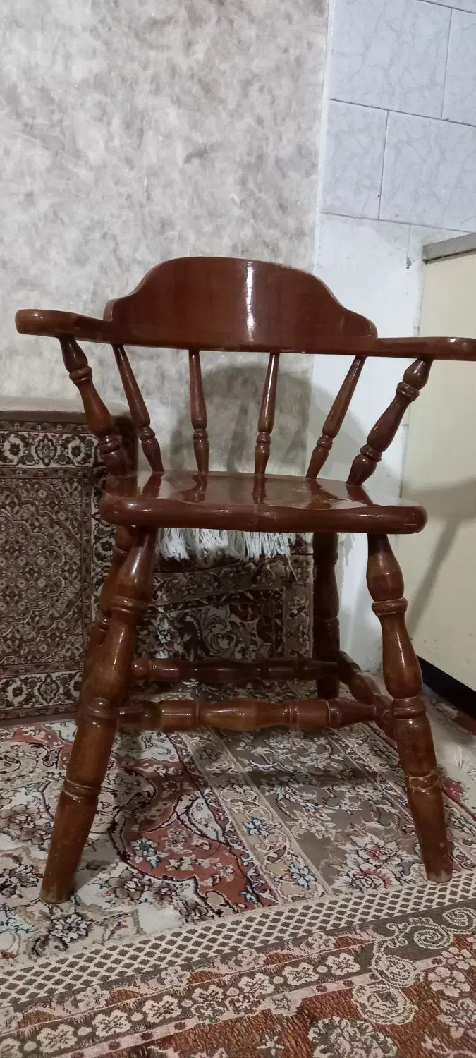 صندلی قدیمی لهستانی|صندلی و نیمکت|کرمانشاه, |دیوار