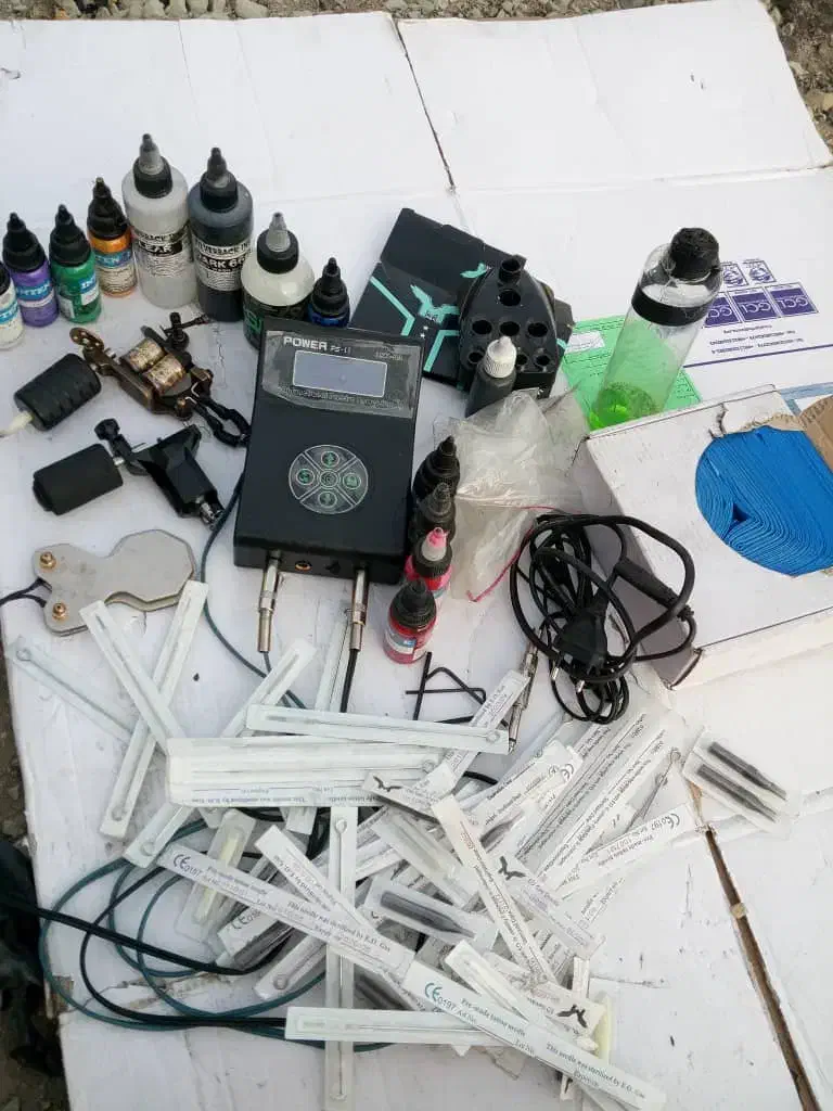 دستگاه تتوبدن وابروشیدردوموتورقوی باترانس پدال و|آرایشی، بهداشتی، درمانی|تهران, درب دوم|دیوار