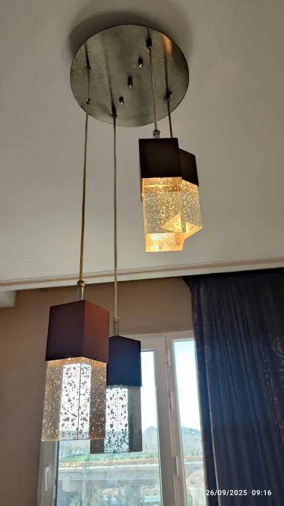 لوستر|لوستر و چراغ آویز|پردیس, فاز ۴|دیوار