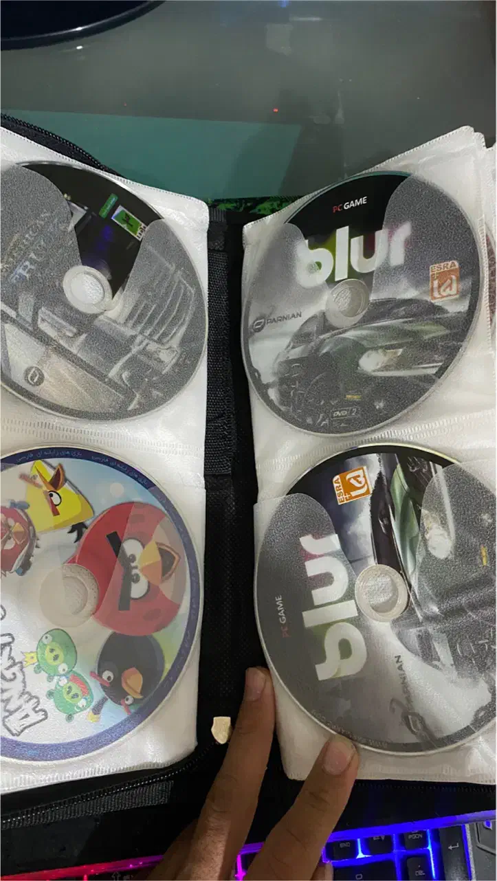 بازی کامپیوتر به همراه کیف|کنسول، بازی ویدئویی و آنلاین|همدان, |دیوار