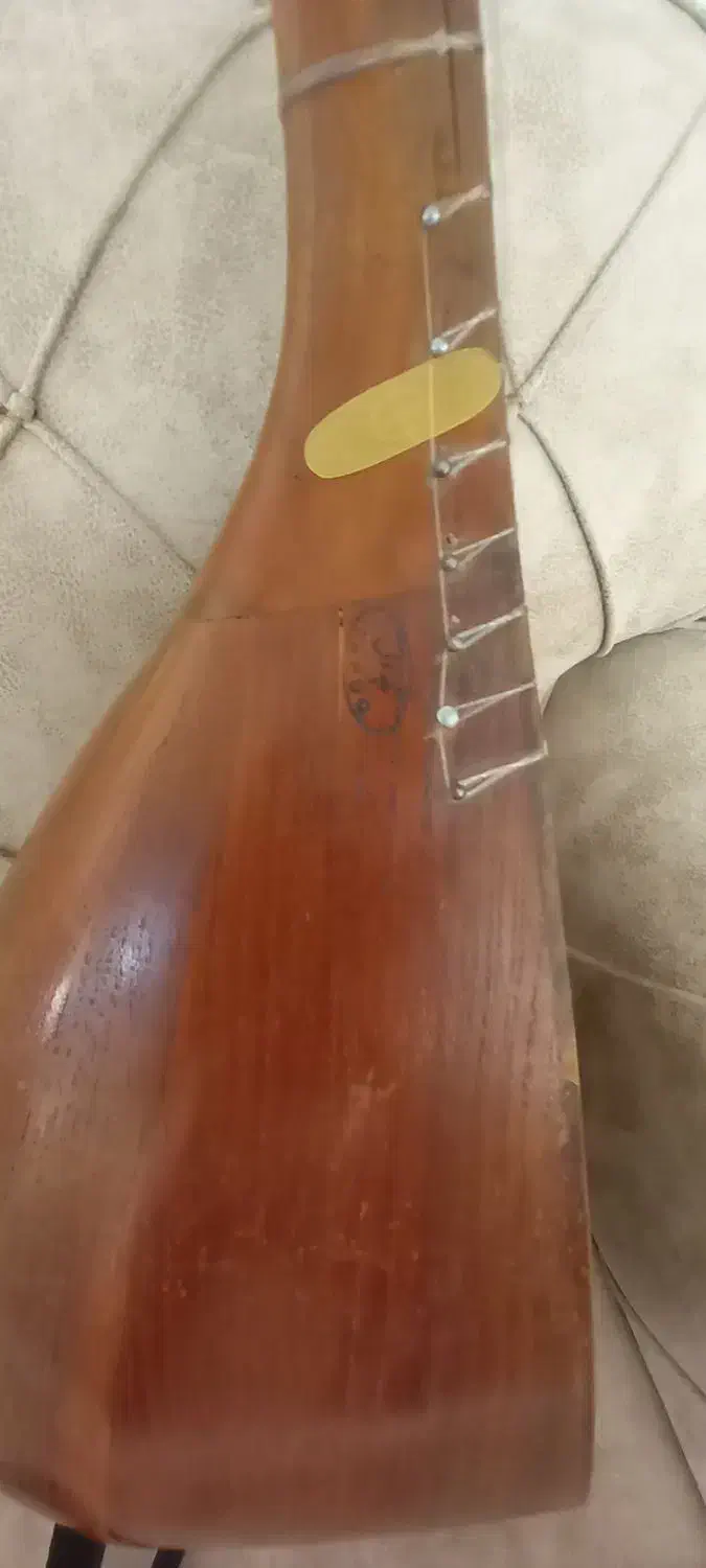 عاشیق سازی(قوپوز)|سازهای سنتی|تبریز, |دیوار