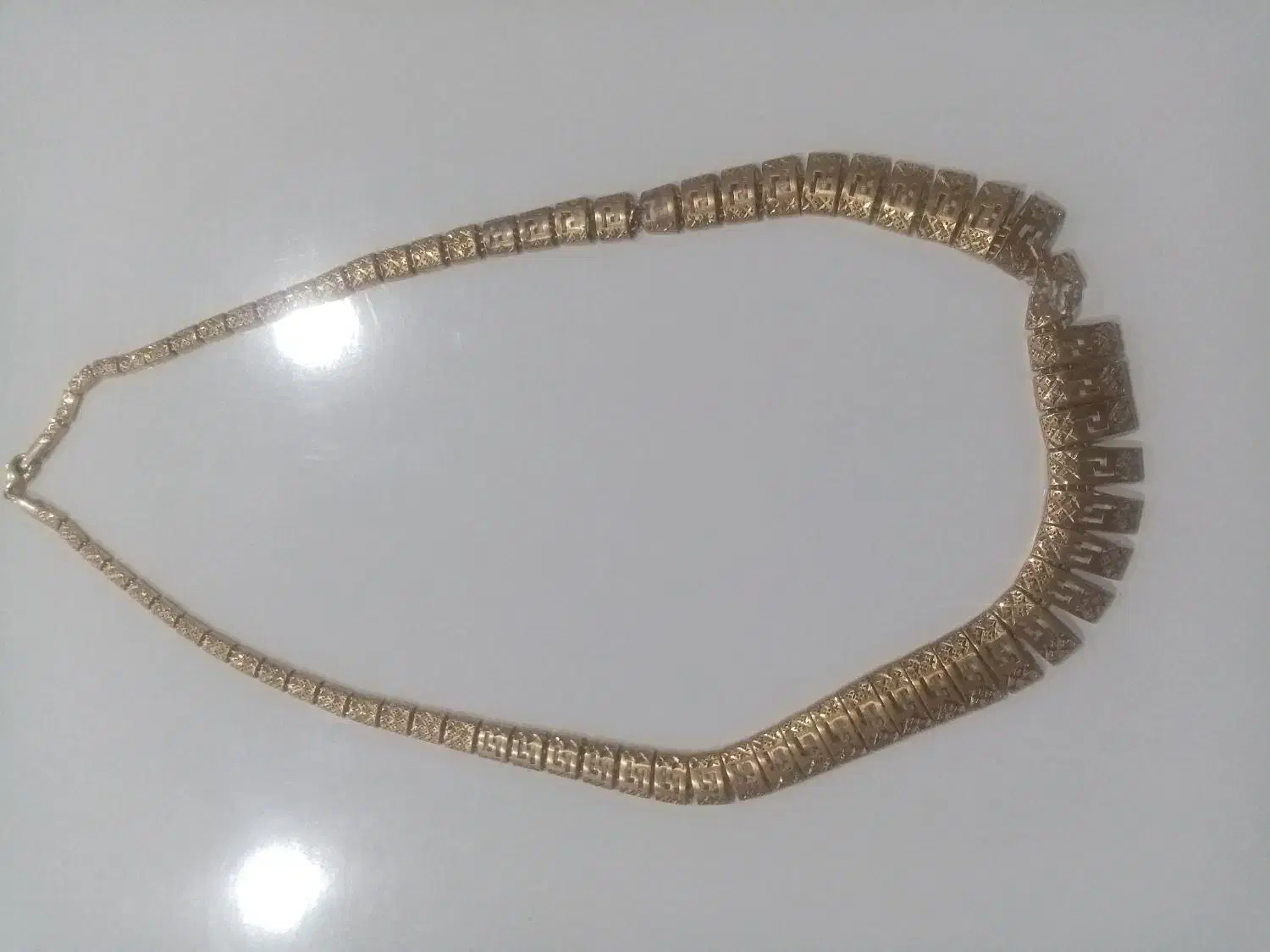 گلوبند زیبا ونو|جواهرات|یاسوج, |دیوار