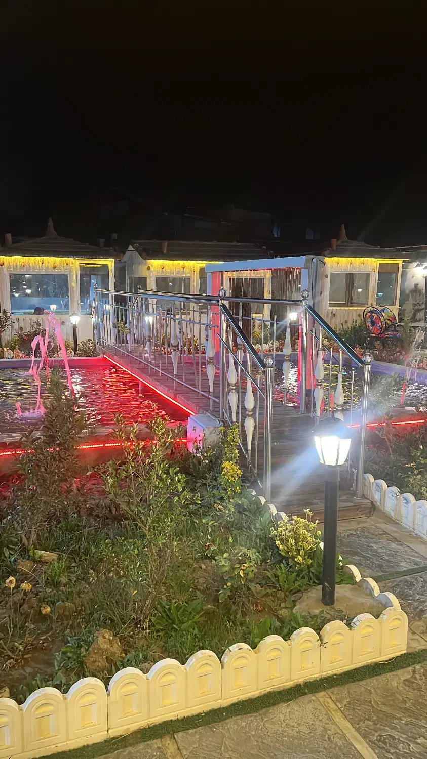 باغ کافه و رستوران زندگی|اجارهٔ مغازه و غرفه|اردبیل, |دیوار