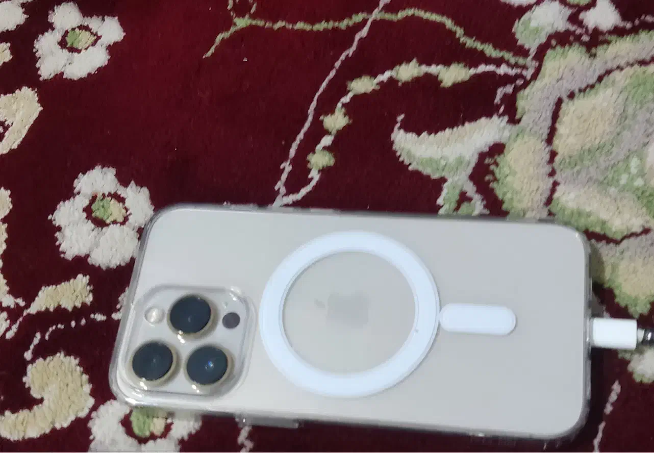 13پرو رنگ طلایی zaa|موبایل|همدان, |دیوار