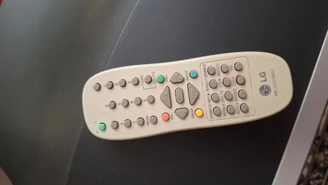 تلویزیون ال جی ۲۱ اینچ|تلویزیون و پروژکتور|بندر انزلی, متروپل|دیوار