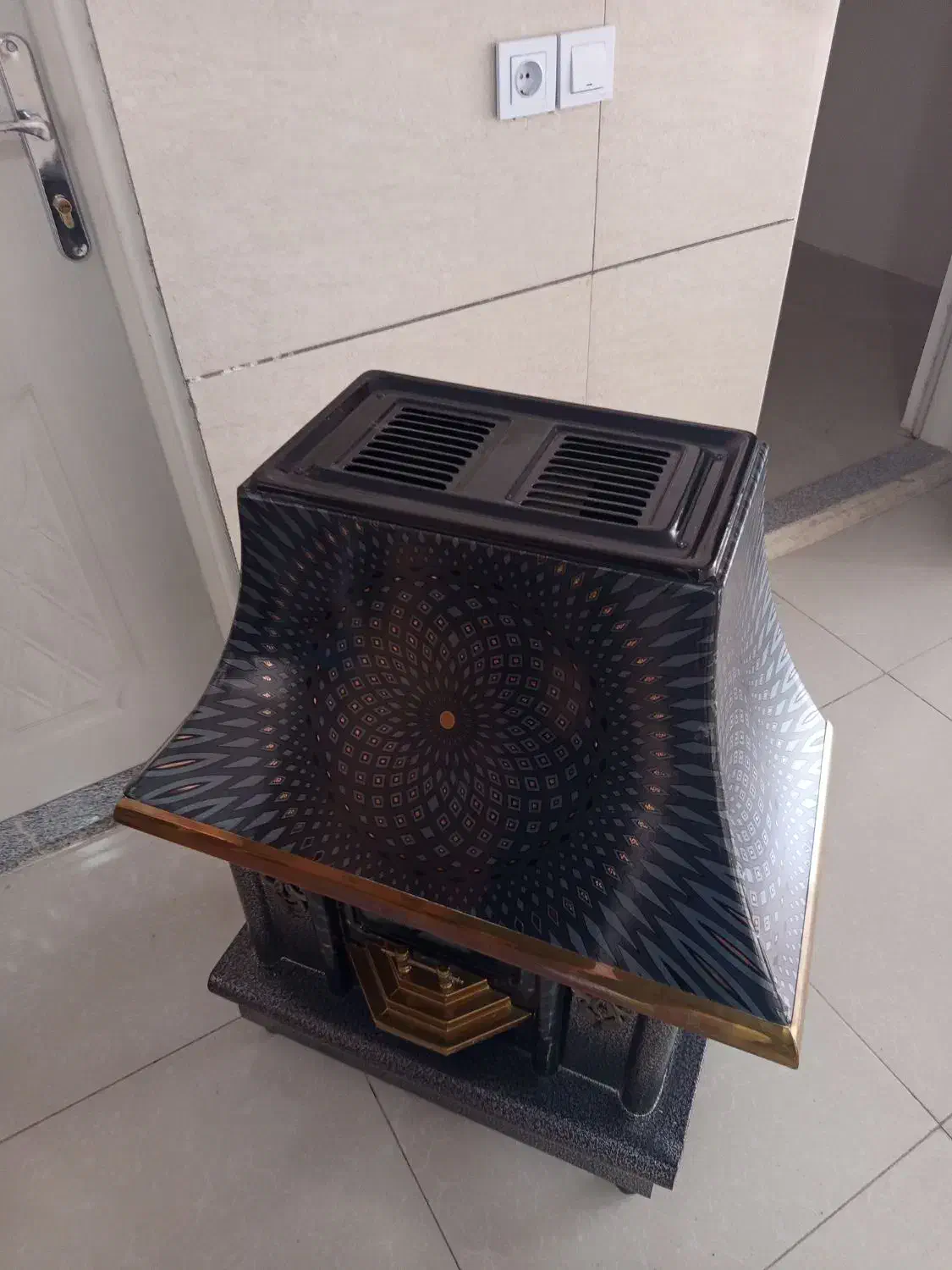 بخاری شومینه و بخاری ساده سوزان|بخاری، هیتر، شومینه|سهند, |دیوار