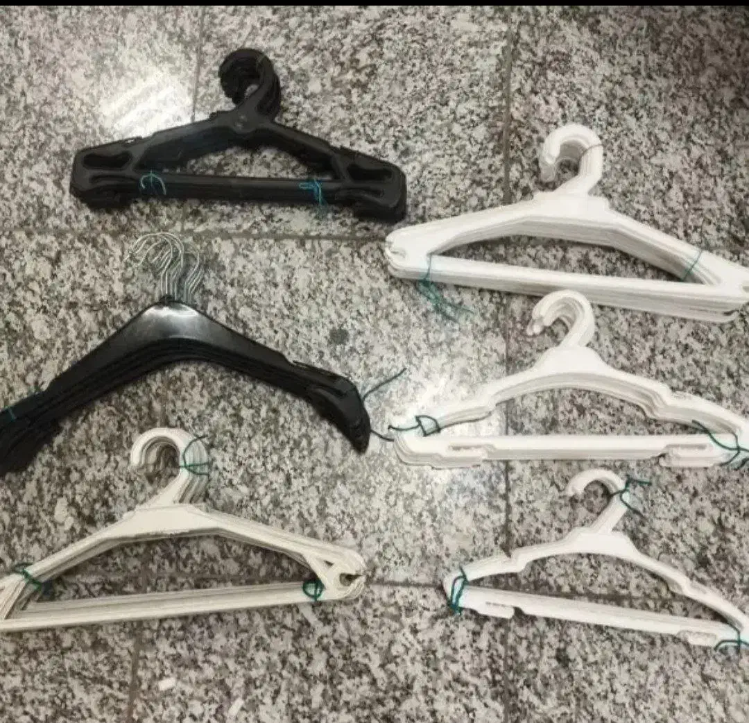 چوب لباسی|بندرخت و رخت‌آویز|بیرجند, |دیوار