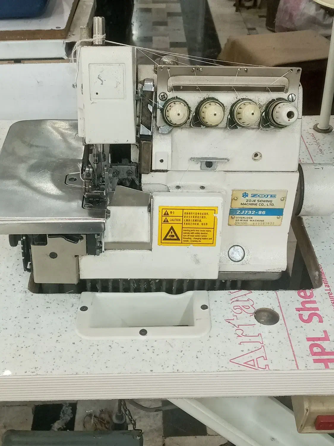 یکدستگاه چرخ صنعتی زیگزال ۵ نخ زوجی|ماشینآلات صنعتی|ری, ظهیرآباد|دیوار