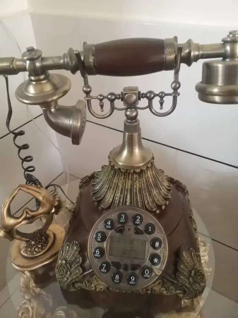 تلفن سلطنتی|تلفن رومیزی|فولادشهر, B2|دیوار