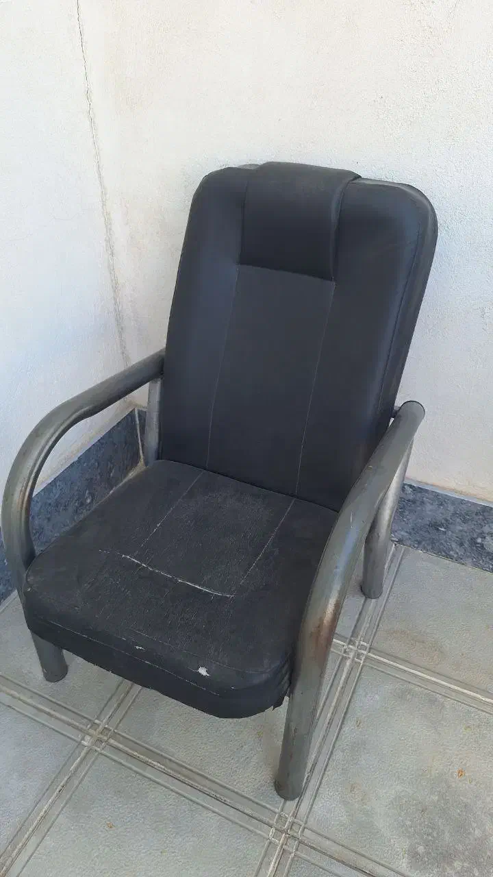 صندلی|صندلی و نیمکت|صفادشت, |دیوار