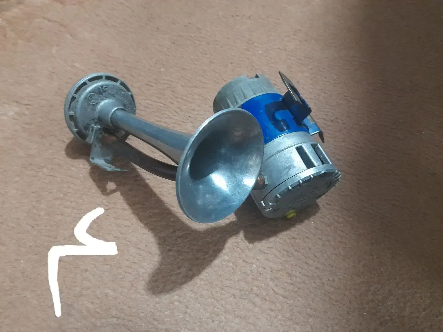 بوق هلا.اصل آلمانی|قطعات یدکی و لوازم جانبی|محمدیه-قزوین, |دیوار