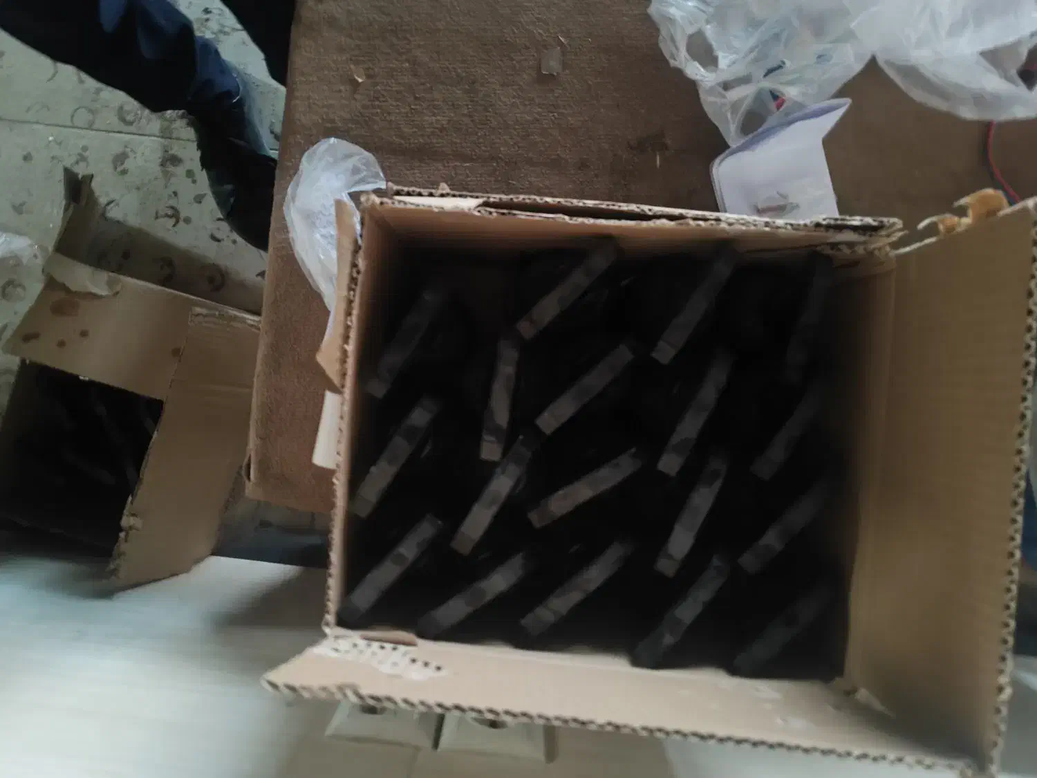 واکس لاستیک و داشبورد|قطعات یدکی و لوازم جانبی|همدان, |دیوار