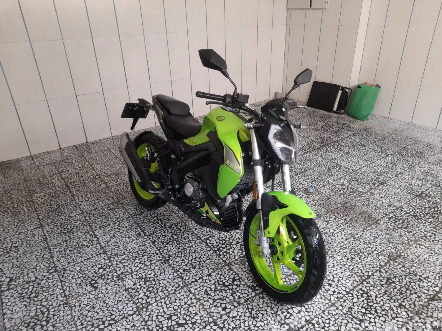 بنلی ۱۸۰|موتورسیکلت|اصفهان, ملکشهر|دیوار