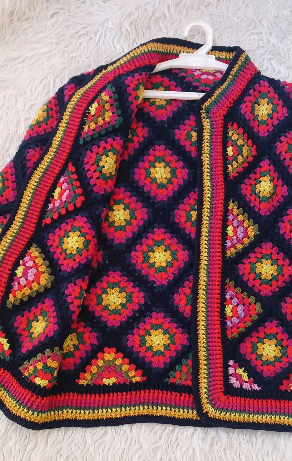 بافت تیکه بافی شده دستبافت|لباس|کرمانشاه, |دیوار