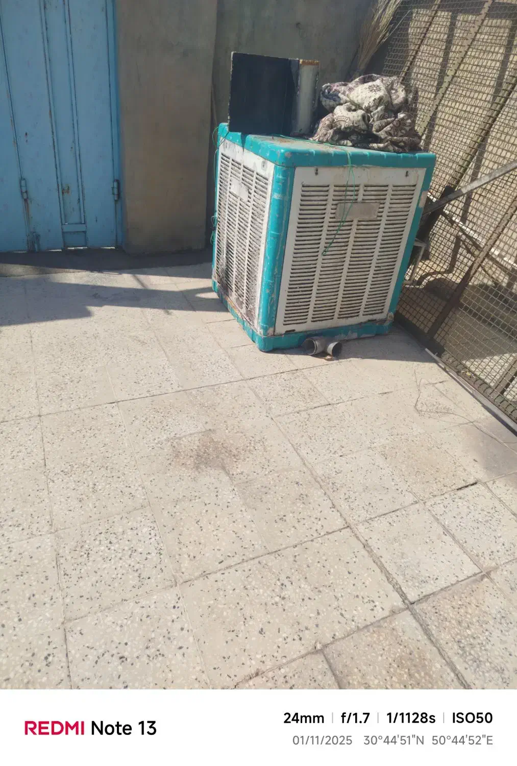 کولر ابی بزرگ|کولر آبی|چرام, |دیوار