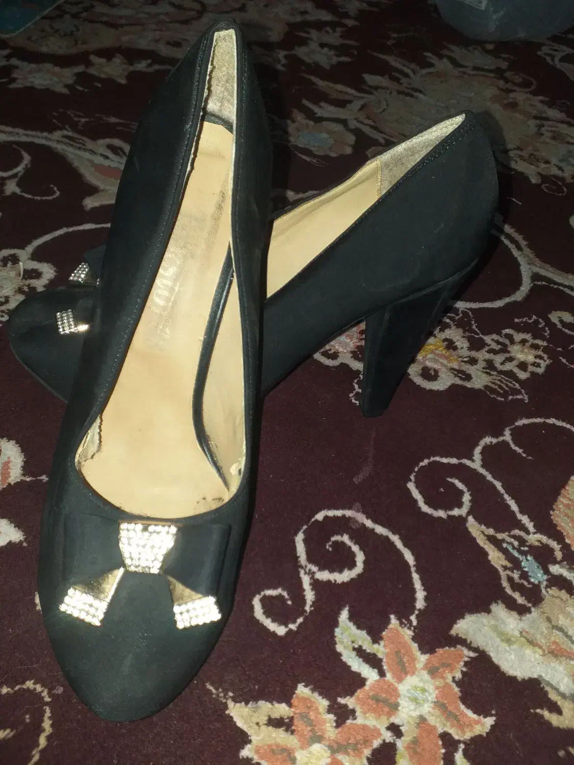 کفش مجلسی|کیف، کفش، کمربند|دزفول, |دیوار