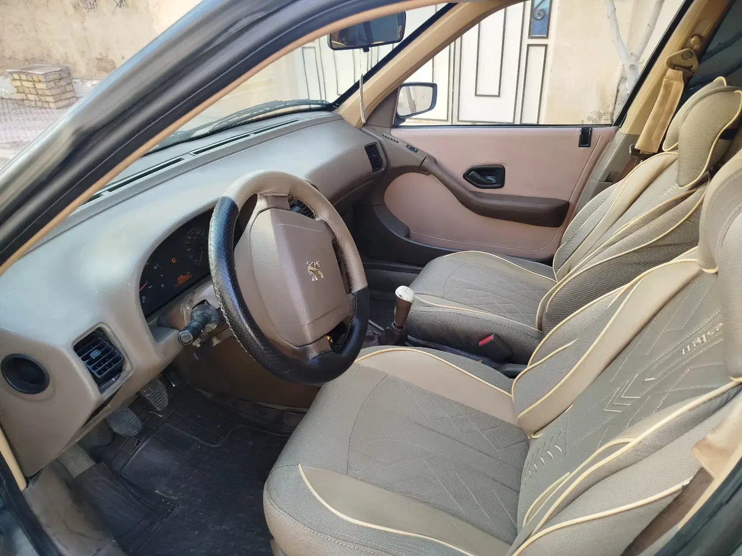 پژو ۴۰۵ مدل ۹۰|خودرو سواری و وانت|تاکستان, |دیوار