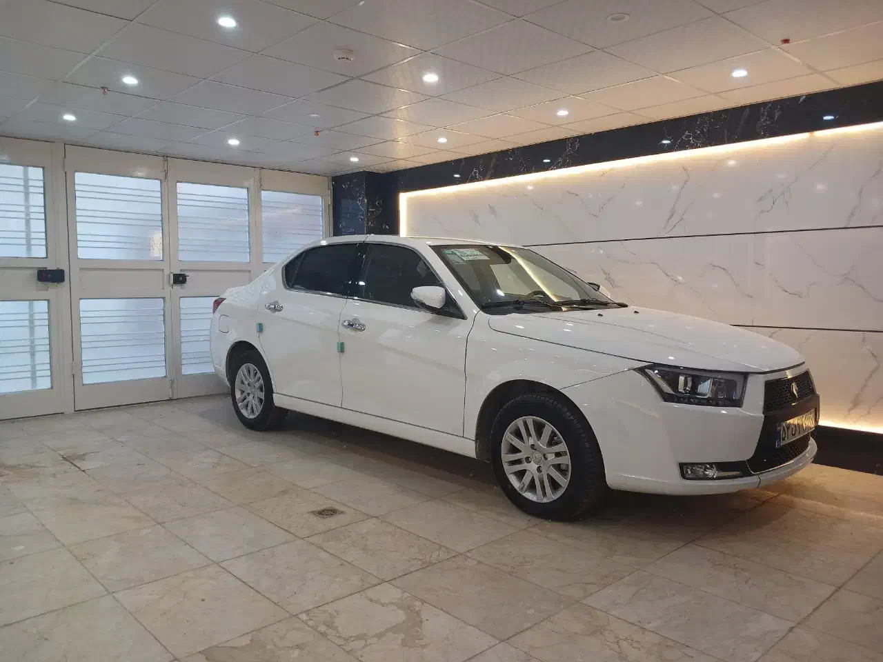 دنا پلاس ۶ دنده صفر|خودرو سواری و وانت|همدان, |دیوار