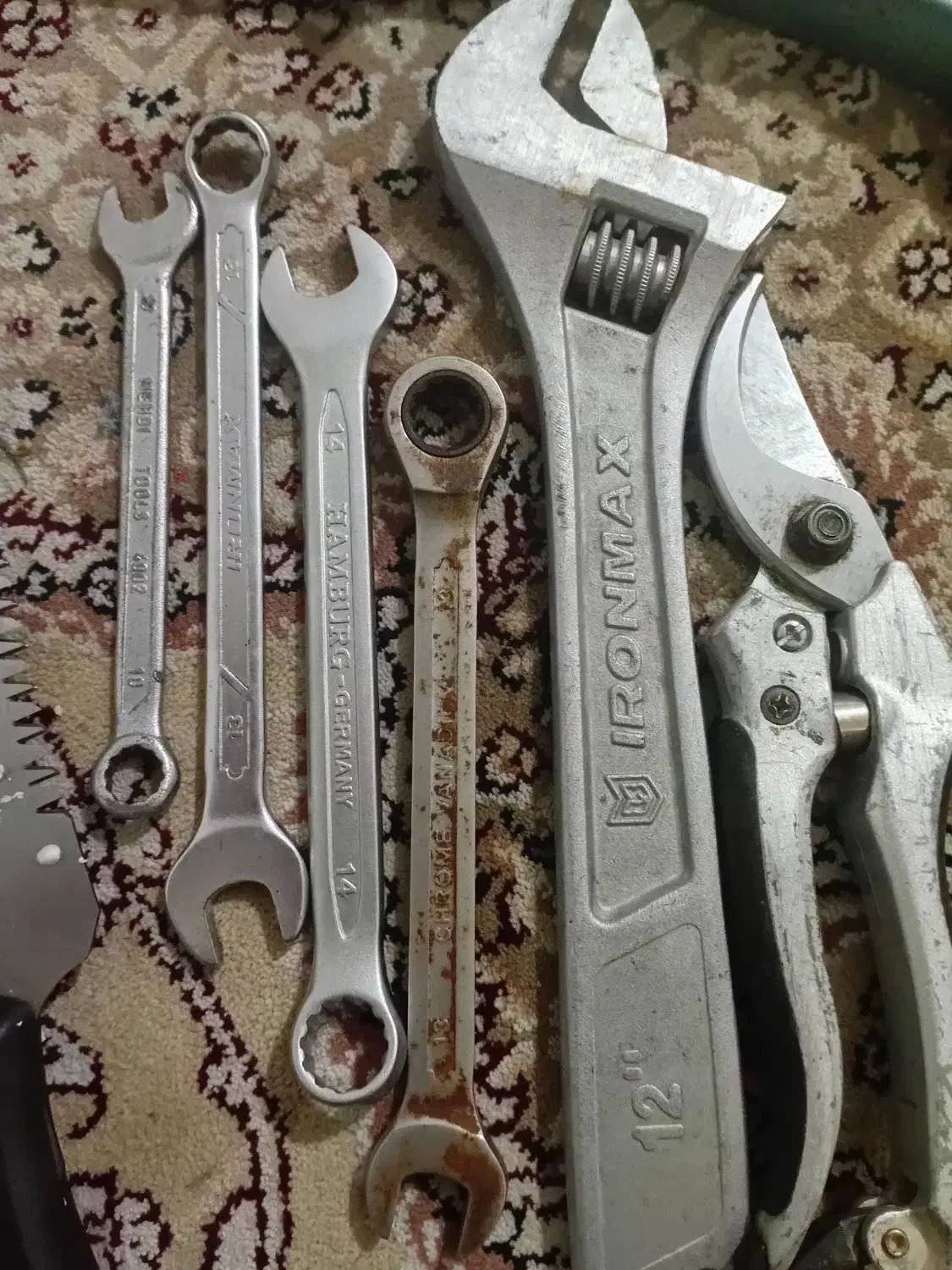 فروش ابزار جنس|ابزارآلات|شازند, |دیوار