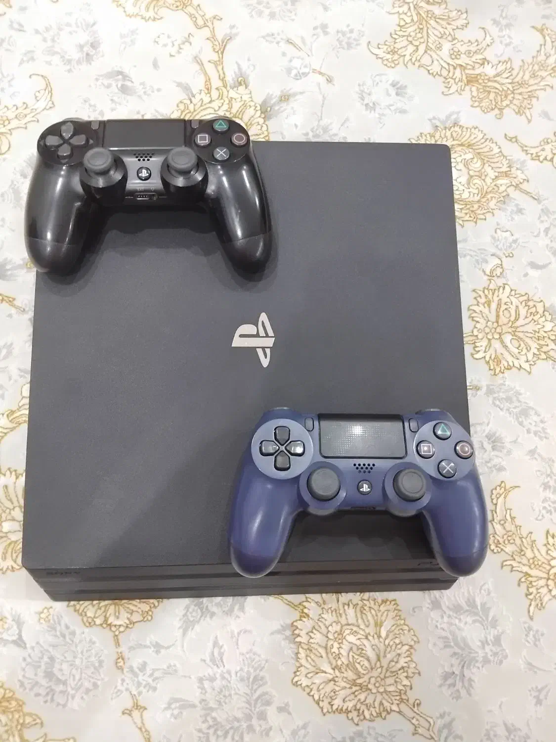 Ps4 pro|کنسول، بازی ویدئویی و آنلاین|سقز, |دیوار