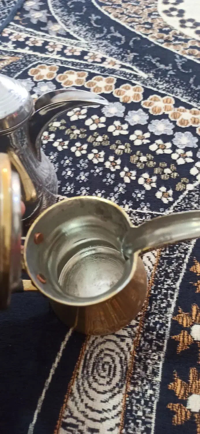 فروش 3عدد دله درجه یک ..از کویت برام آوردن|قوری، کتری، قهوه‌ساز دستی|سوسنگرد, |دیوار