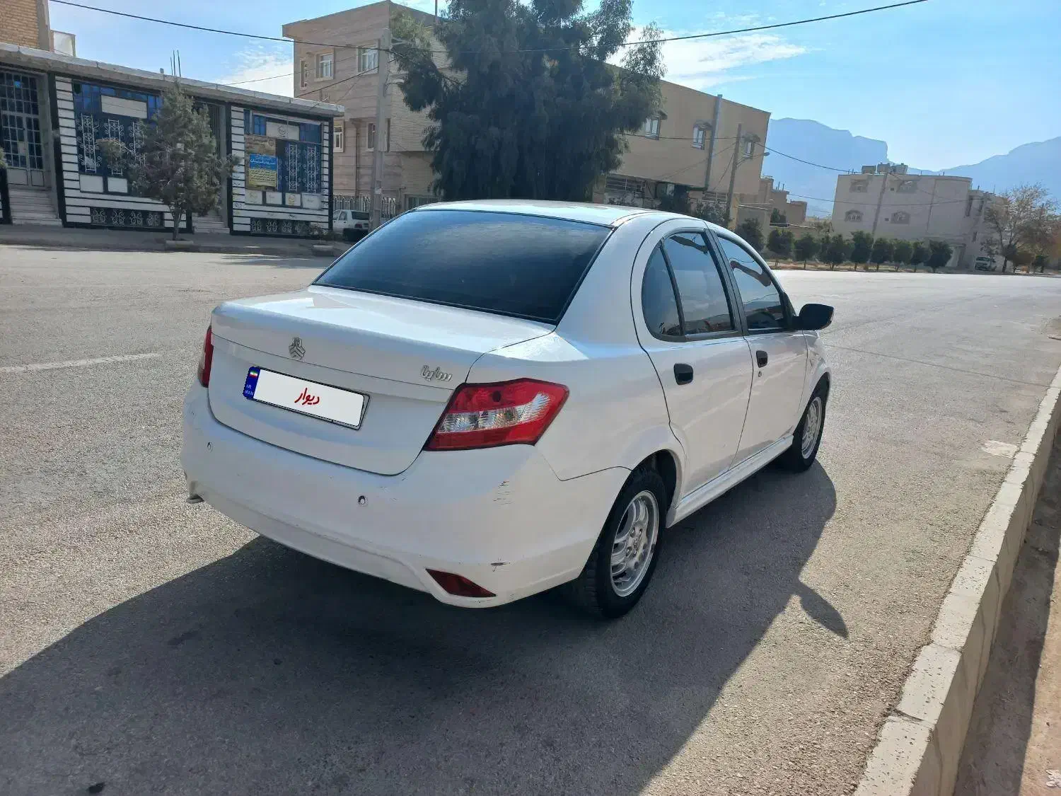 ساینا مدل ۹۵|خودرو سواری و وانت|نی‌ریز, |دیوار