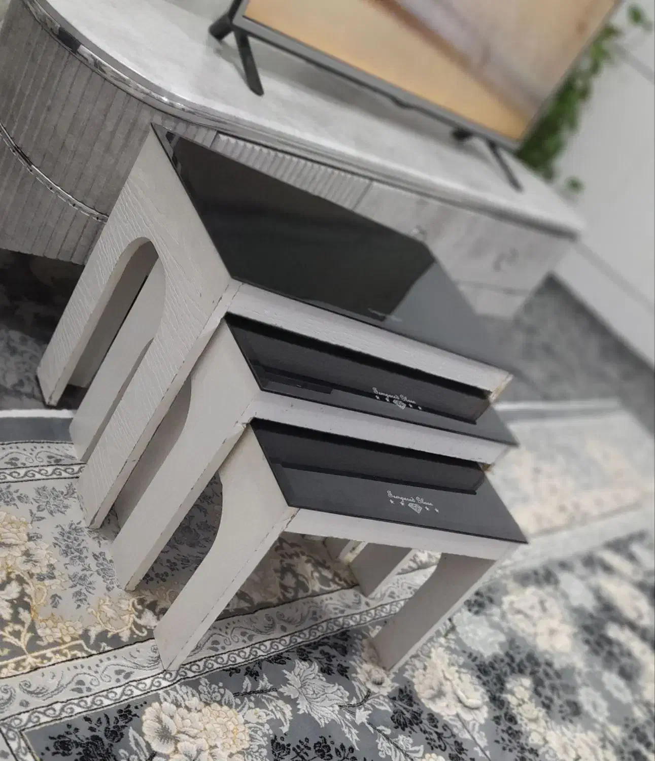 4 عدد میز عسلی  در نو|مبلمان خانگی و میز عسلی|الیگودرز, |دیوار