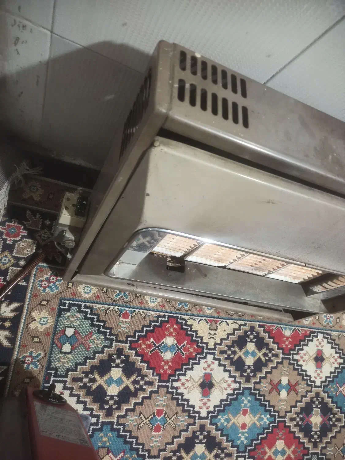 بخاری گازی دیواری و زمینی|بخاری، هیتر، شومینه|تهران, شکوفه (عبدل آباد)|دیوار