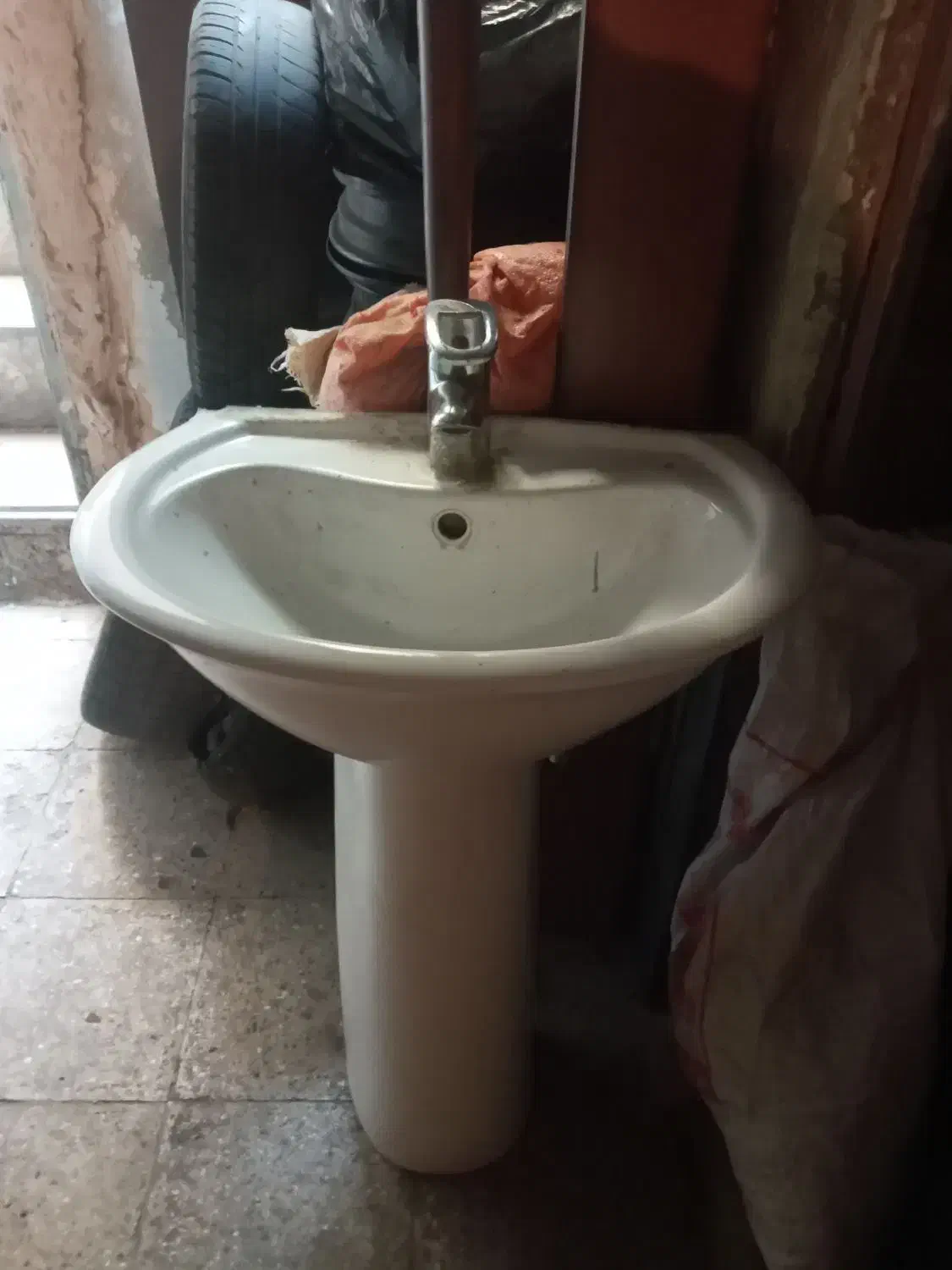 روشویی همراه شیراهرمی|لوازم سرویس بهداشتی|تهران, امیریه|دیوار