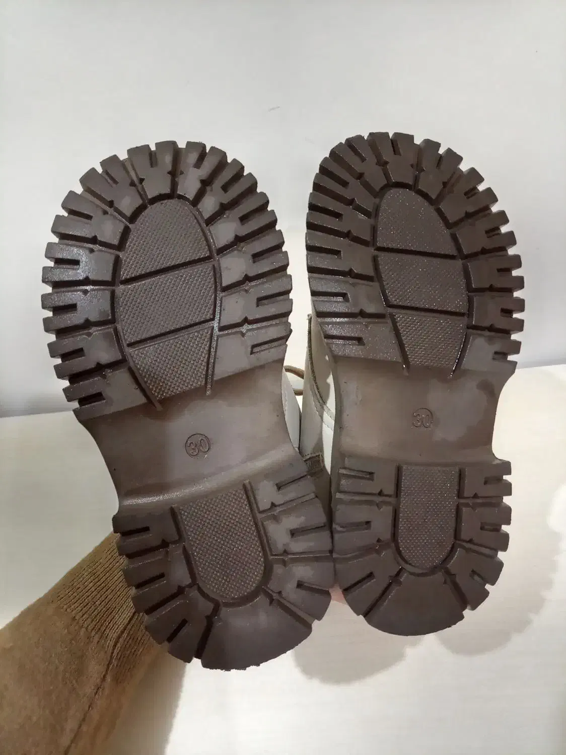 کفش و لباس بچگانه|کفش و لباس بچه|مشهد, جاهد شهر|دیوار