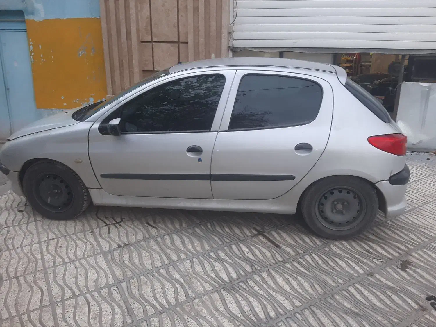 ۲۰۶ مدل ۸۴ سه تیکه سالم|خودرو سواری و وانت|کرمانشاه, |دیوار