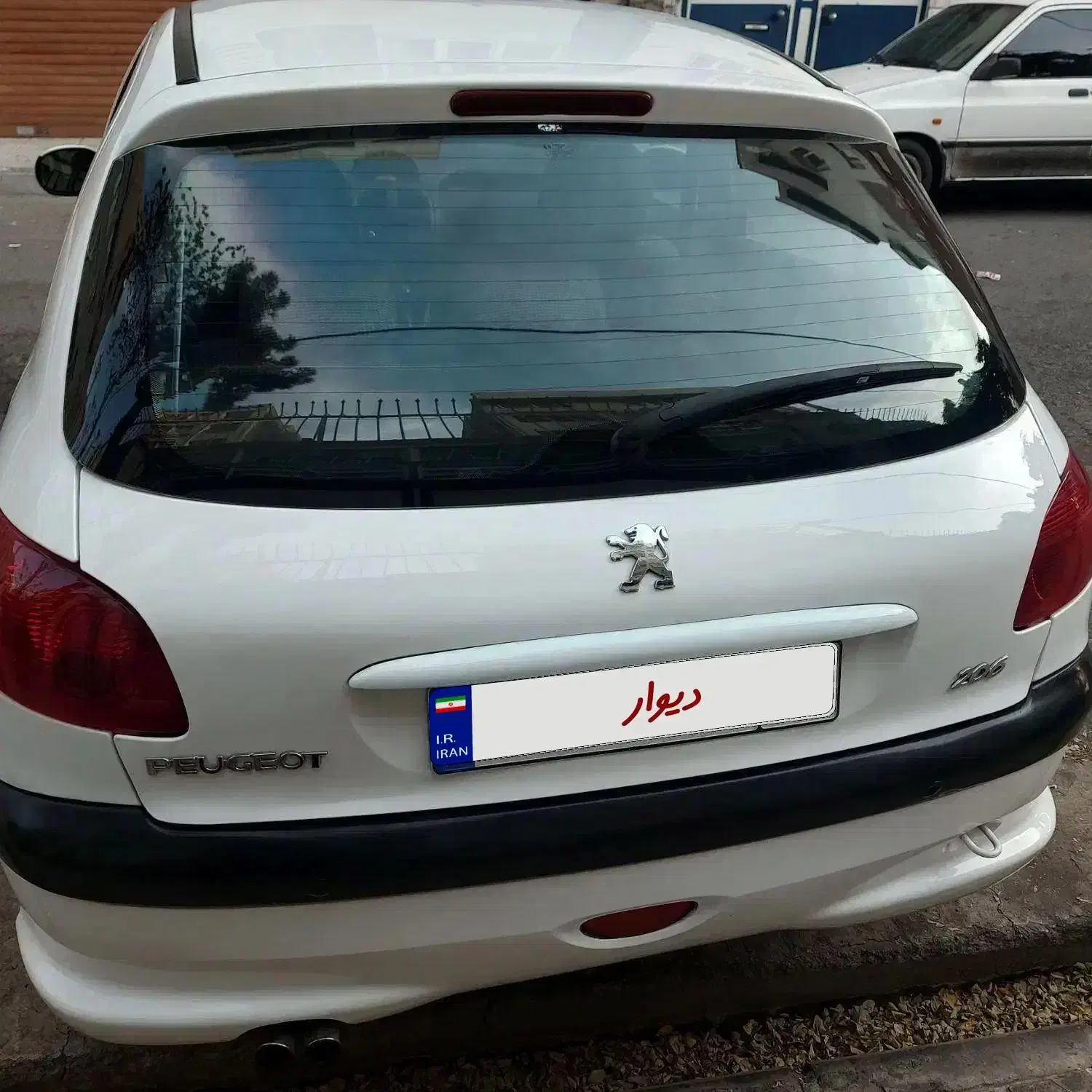 پژو ۲۰۶ تیپ ۲ مدل ۱۳۹۵ نقد و اقساط|خودرو سواری و وانت|تهران, نازی‌آباد|دیوار