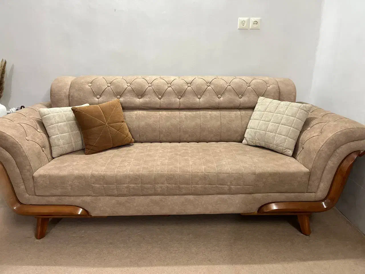 مبل ۷ نفره نسکافه ای|مبلمان خانگی و میز عسلی|بابل, |دیوار