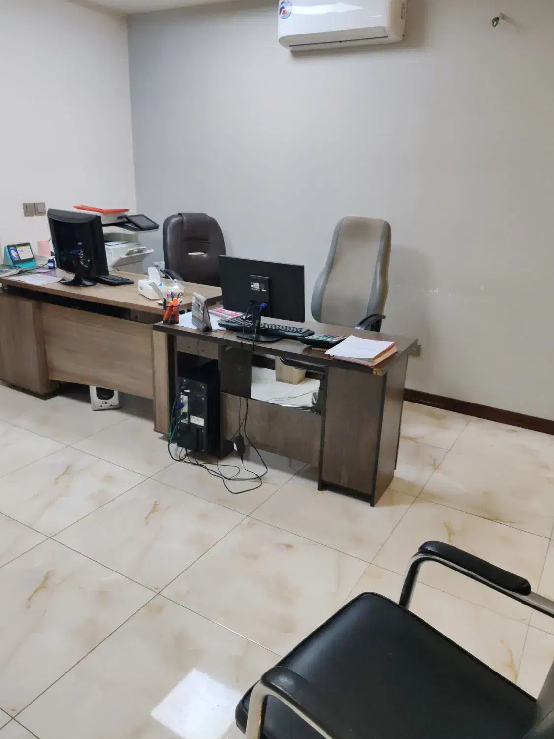 منشی دفتری خانم|استخدام اداری و مدیریت|فولادشهر, A2|دیوار