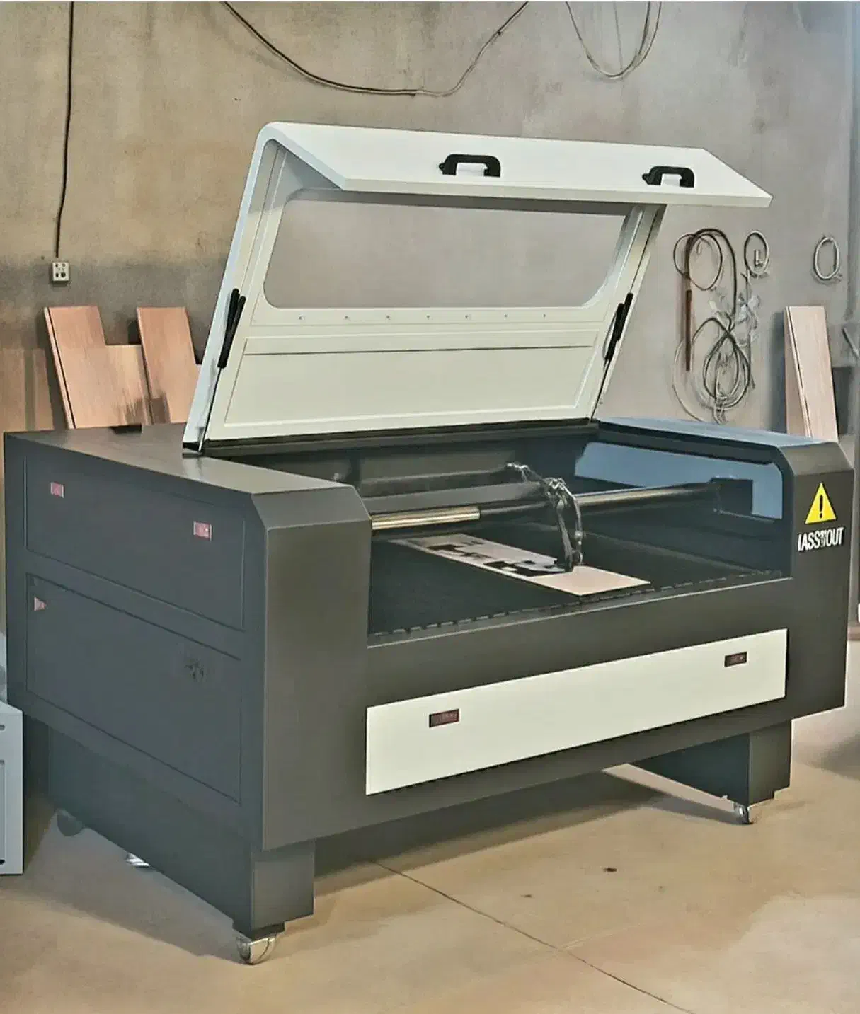 دستگاه برش و حکاکی لیزر ۹۰در۱۳۰ بیوند|ماشینآلات صنعتی|تهران, شهرک دانشگاه|دیوار