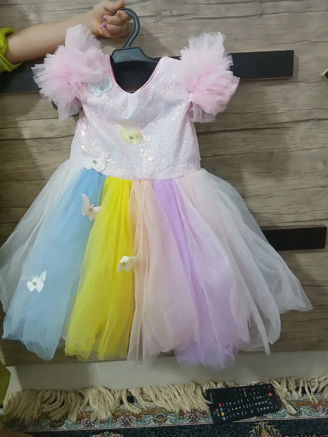 لباس درحدیه عکس گالری استفاده شده|لباس|اشتهارد, |دیوار