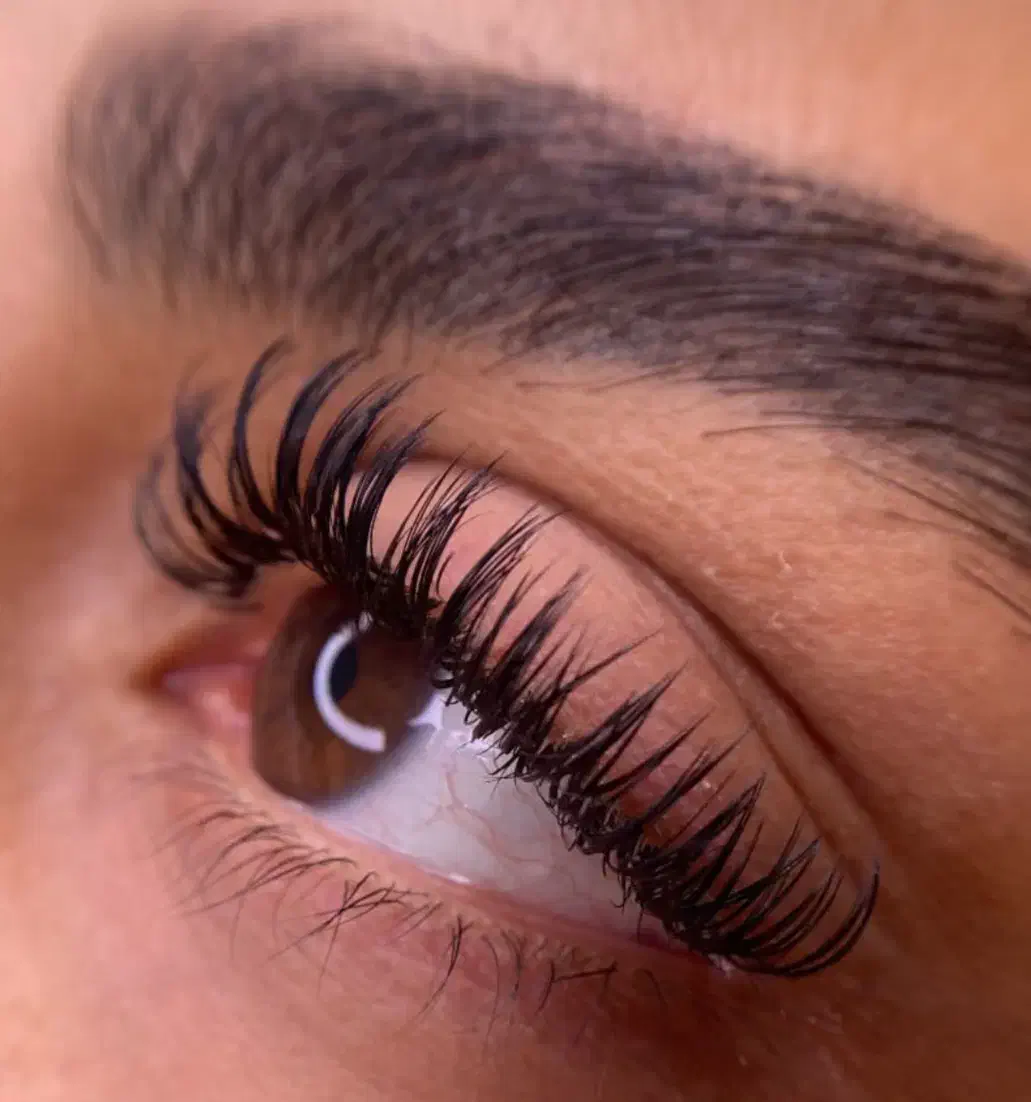 اکستنشن مژه با آف پاییزی فقط ۴۰۰ تومن|خدمات آرایشگری و زیبایی|ری, شهرری|دیوار