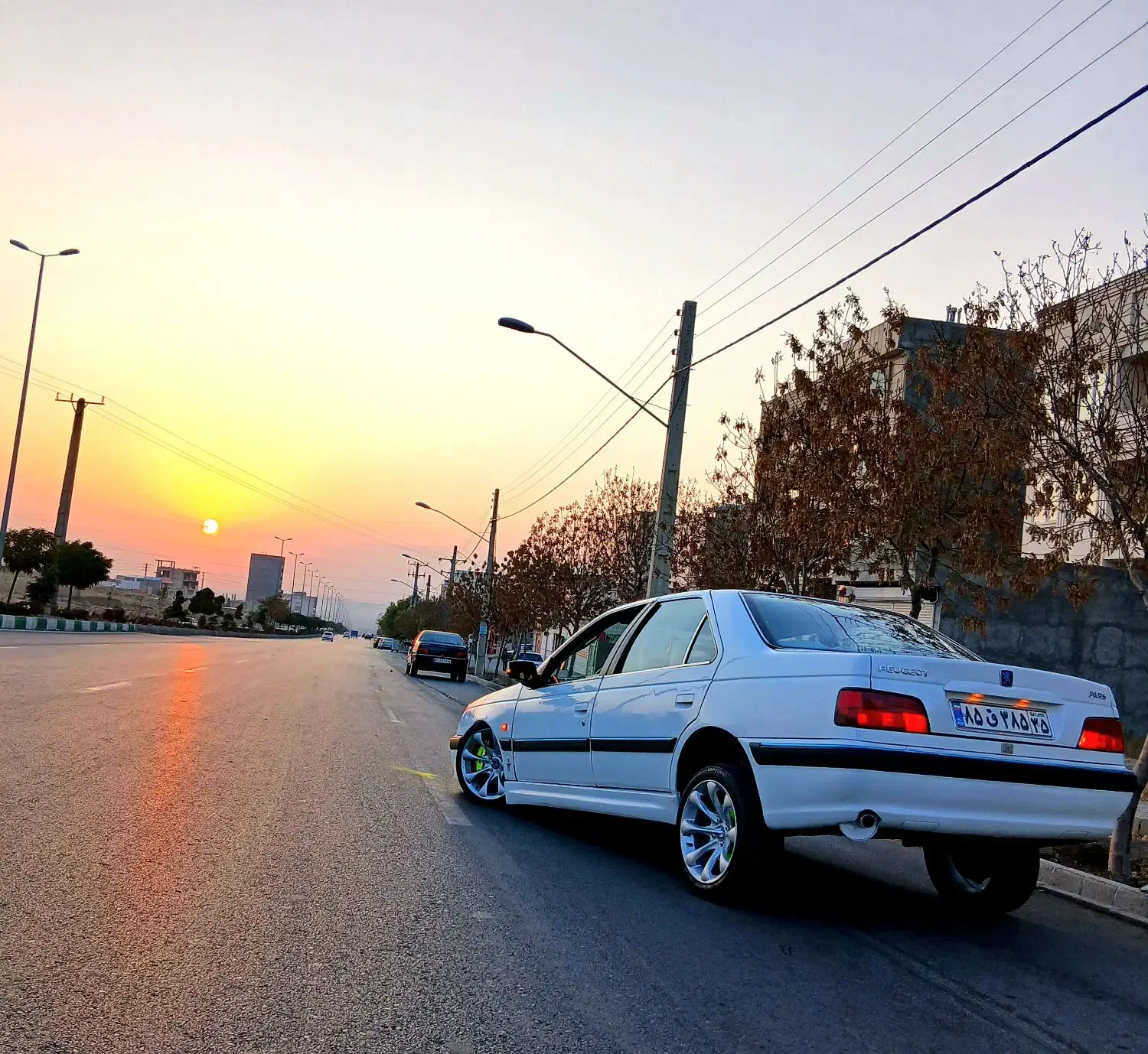 پارس سفید|خودرو سواری و وانت|ایلخچی, |دیوار