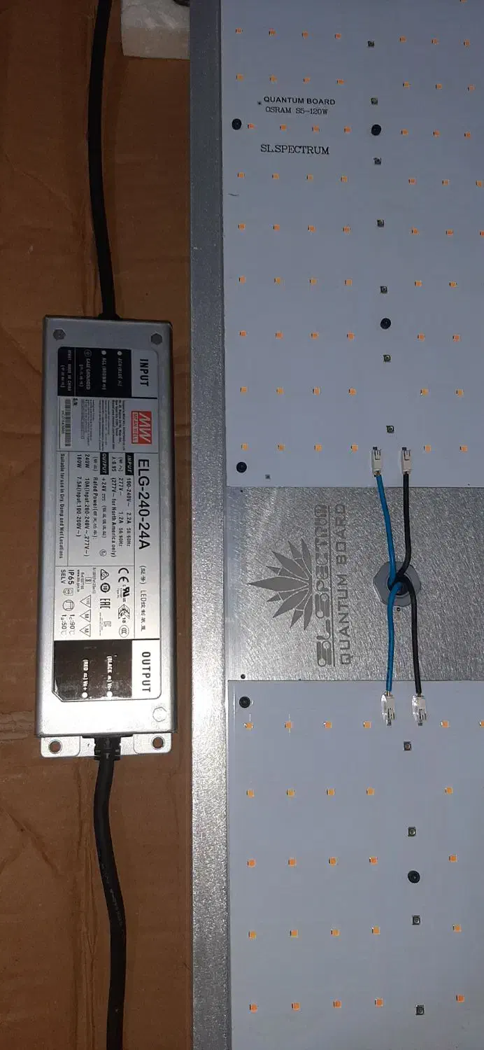 ۳ عدد پنل رشد گیاه ۲۴۰ وات درایور mean well نو|لامپ و چراغ|سمنان, |دیوار